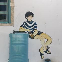 Erriadh ist nicht nur Sitz der Synagoge sondern auch bekannt für seine fantasievollen Streetart-Graffitis  - (c) Enric Boixadós