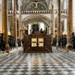Die Hofkirche in Innsbruck, das bedeutendste Denkmal Tirols und das großartigste Kaisergrab Europas - (c) Gabi Dräger