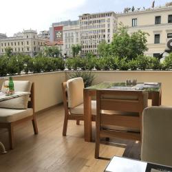 Gemütliche Terrasse des Hotels Pallas Athene